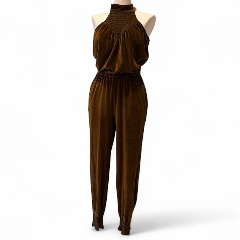 HAPPY X NATURE - Elegant Velvet Brown Jumpsuit